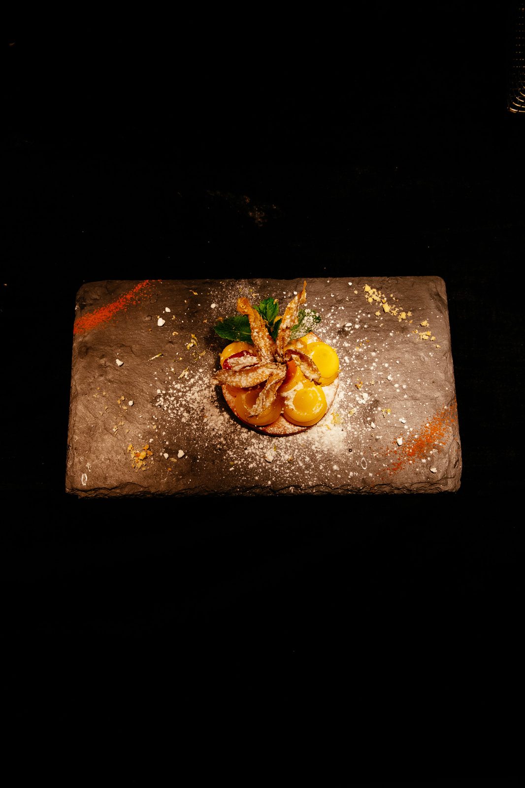 Tarte au citron sur ardoise