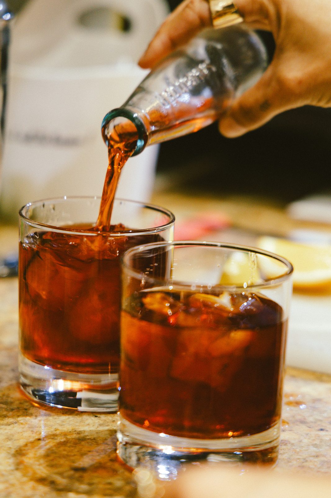 Deux verres servis à l'apéritif